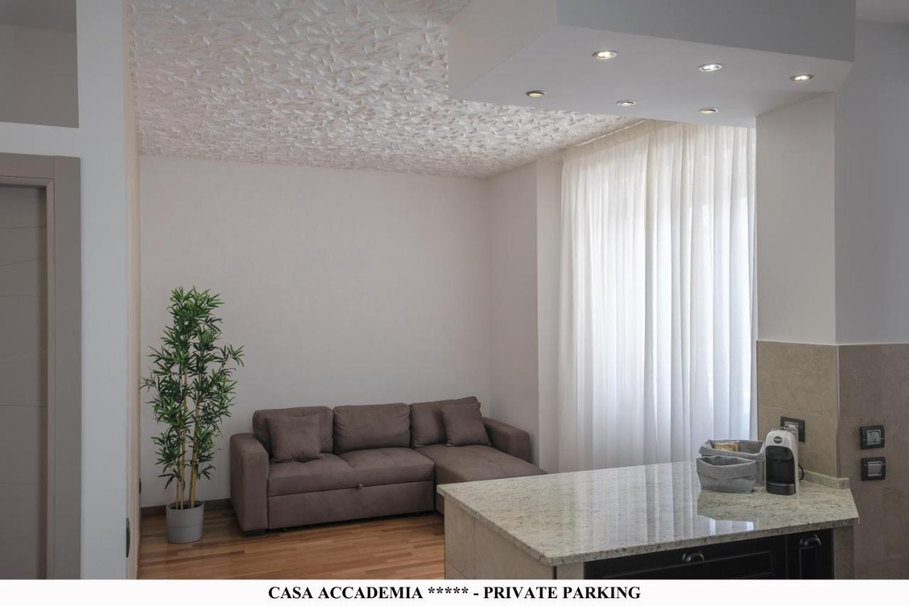Elegante Casa Accademia ***** - Private Parking Apartment Livorno Ngoại thất bức ảnh