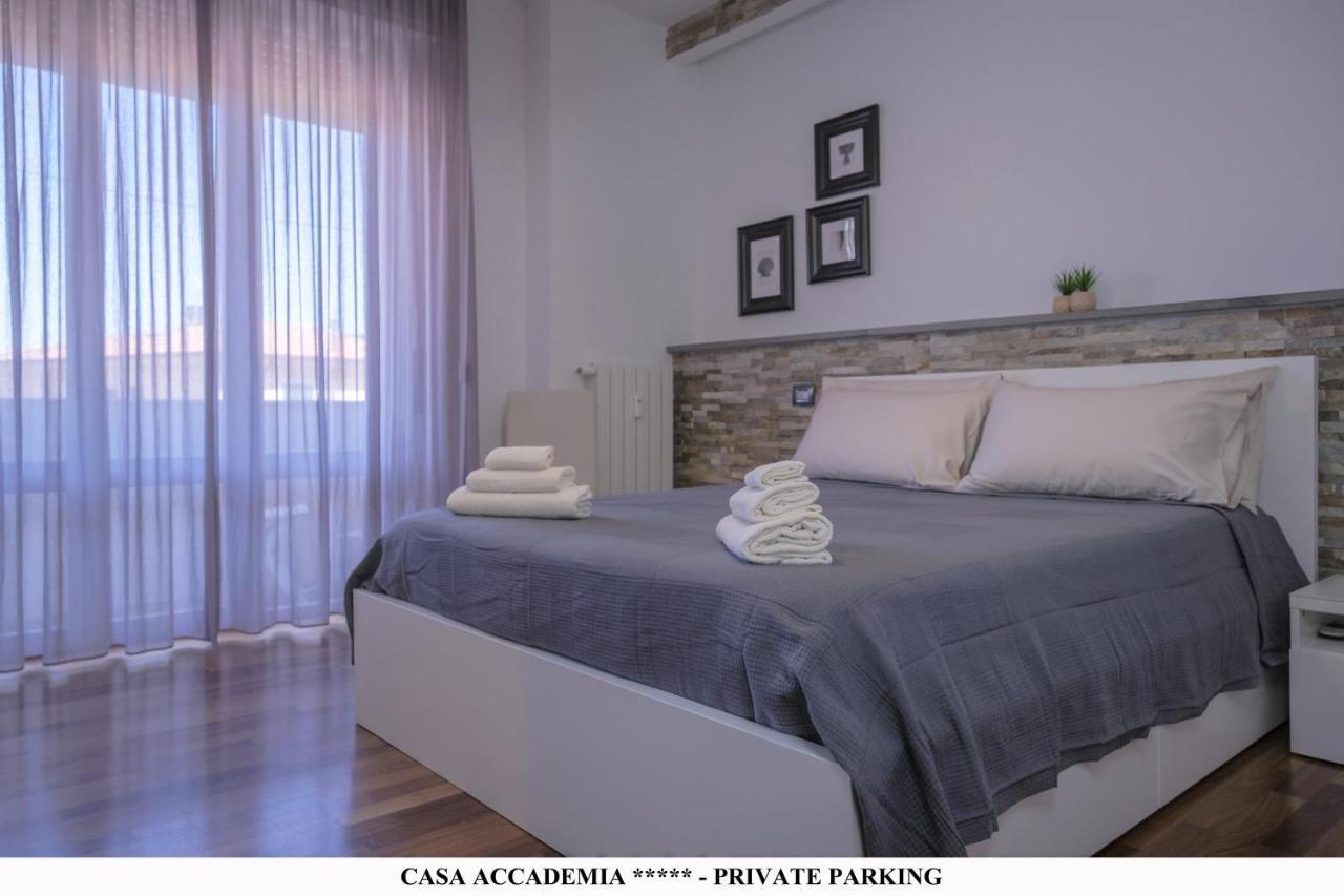 Elegante Casa Accademia ***** - Private Parking Apartment Livorno Ngoại thất bức ảnh