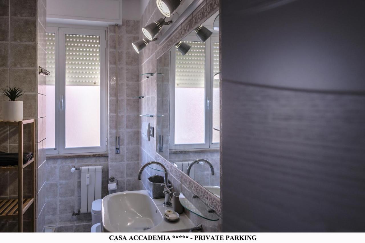 Elegante Casa Accademia ***** - Private Parking Apartment Livorno Ngoại thất bức ảnh